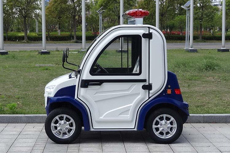 兩座敞開(kāi)式巡邏車(chē) 兩座敞開(kāi)式巡邏車(chē)